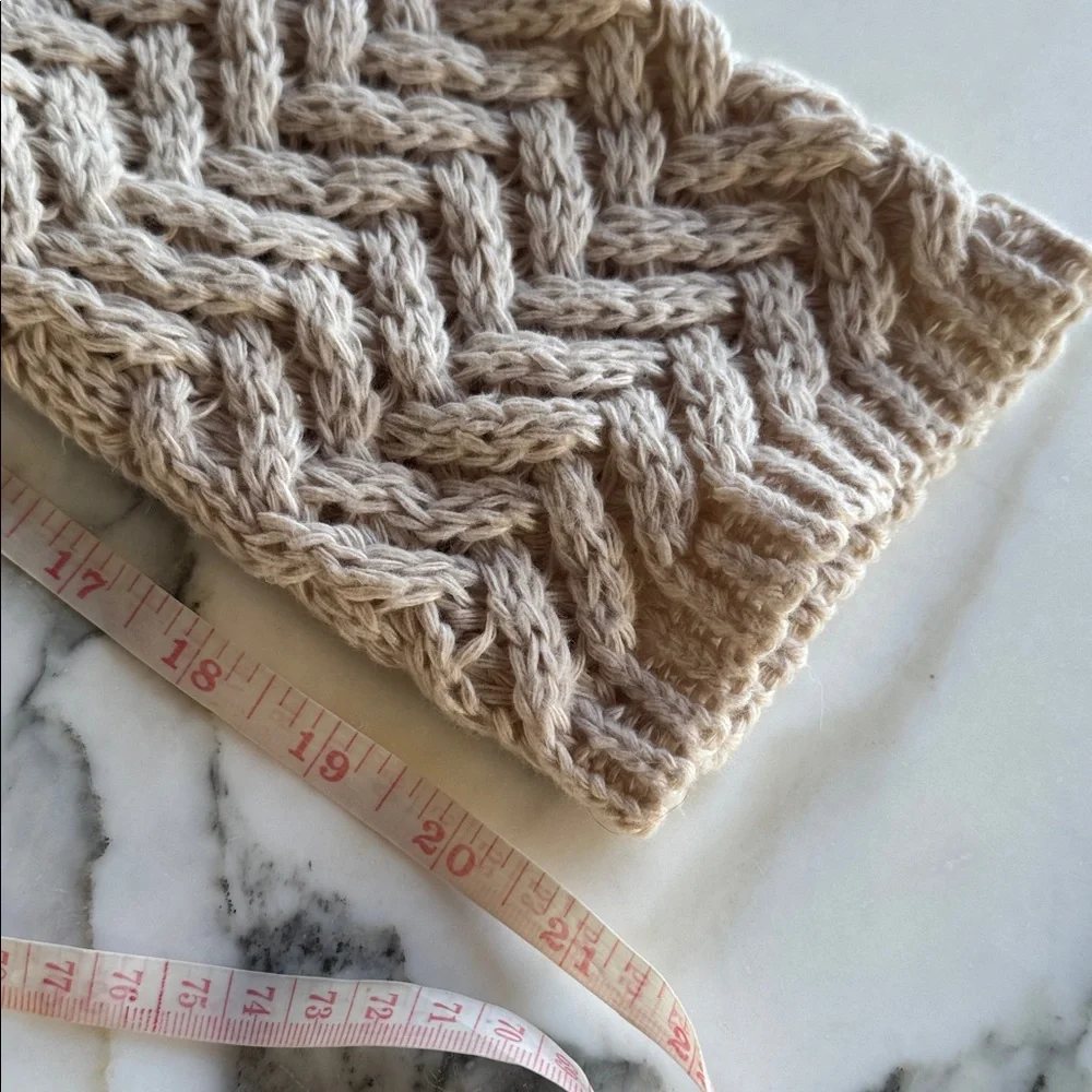 Hem & Thread Cozy Cable Knit Turtleneck Cowl-neck Sweater Women’s size L - Picture 9 of 14